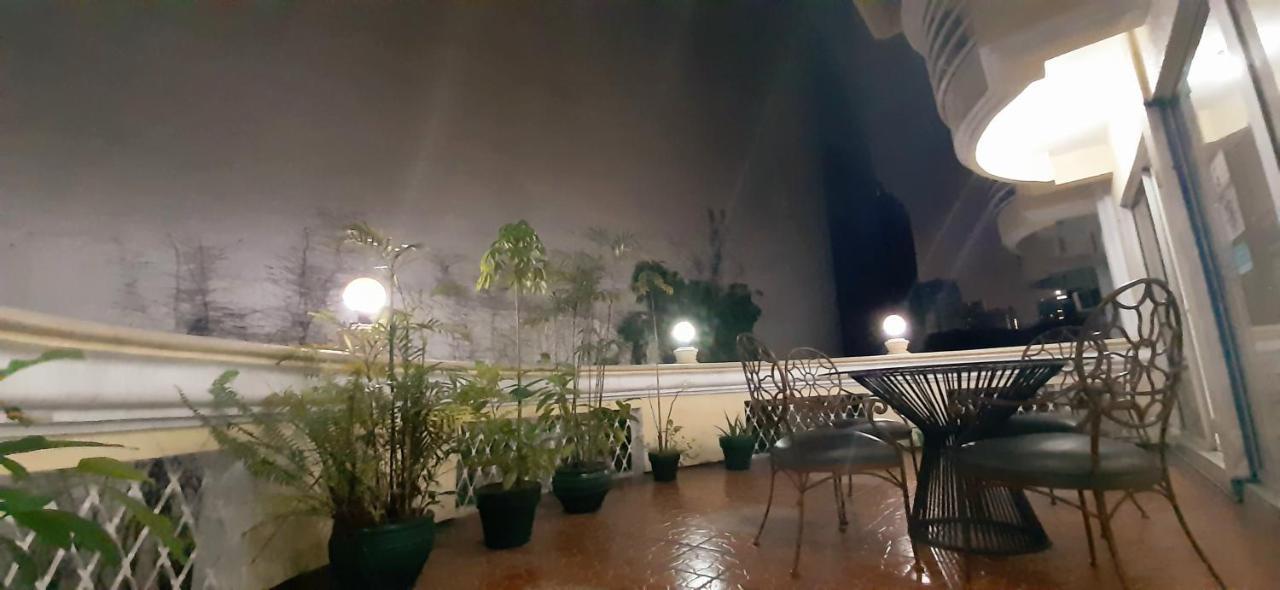 Casa Micarosa Hotel Manila Kültér fotó